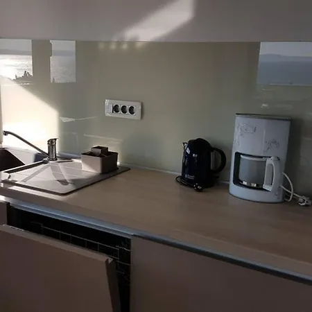 Lone 4* Luxury Penthouse In Center *