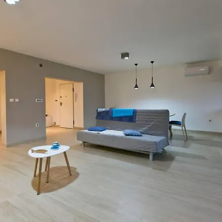 شقة Lone 4* Luxury Penthouse In Center